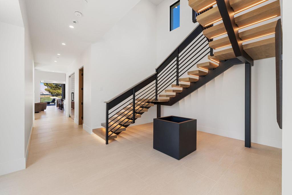 The Hideaway - Residential