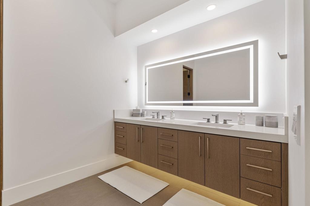 The Hideaway - Residential