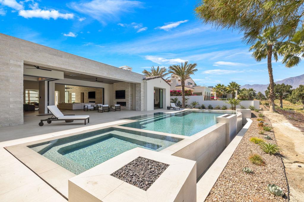 The Hideaway - Residential