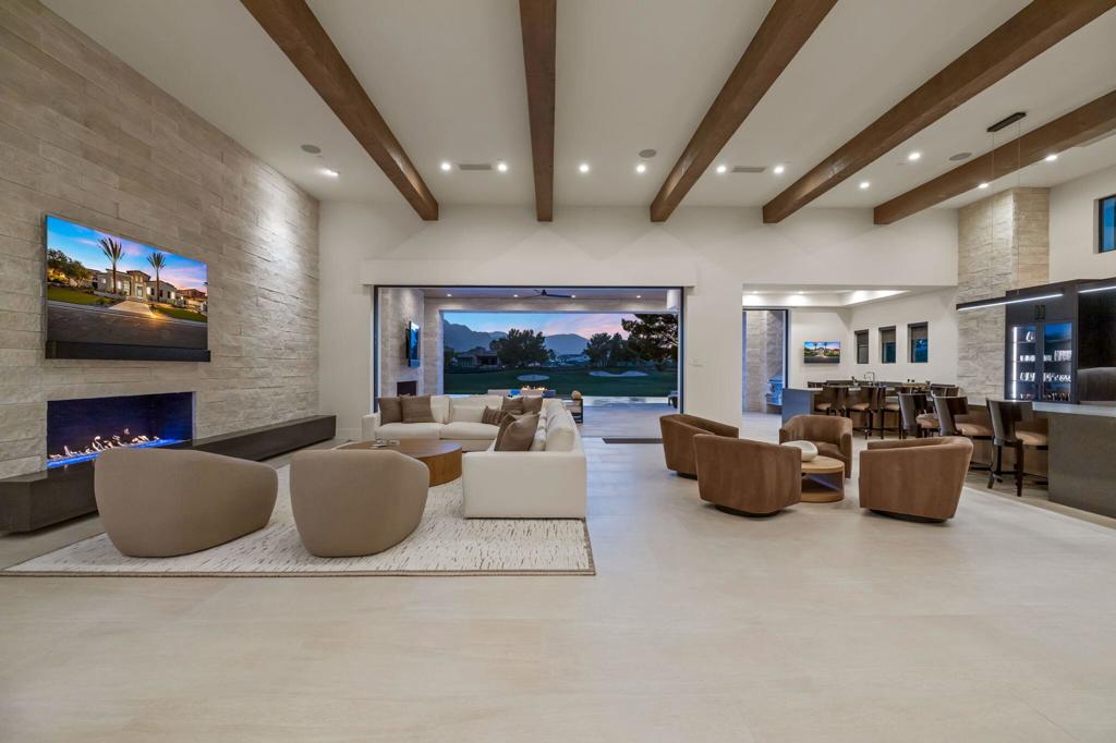 The Hideaway - Residential