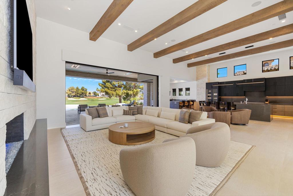 The Hideaway - Residential