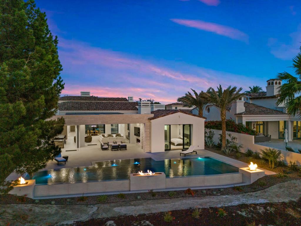 The Hideaway - Residential