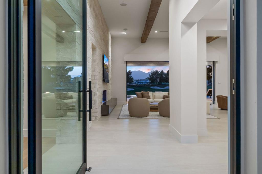 The Hideaway - Residential