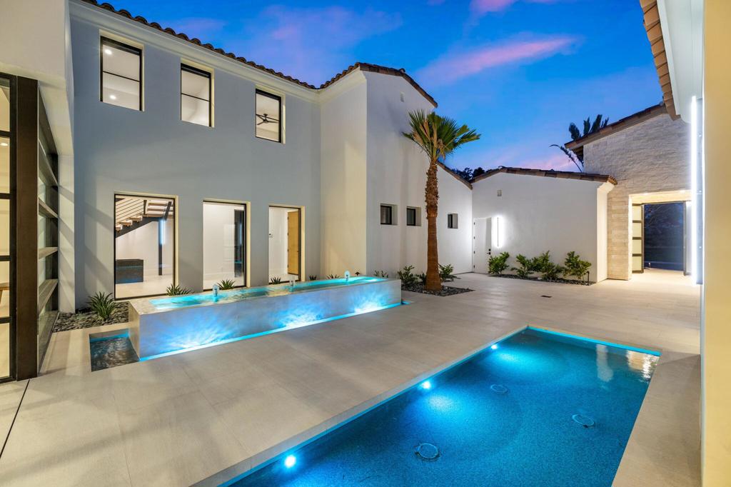 The Hideaway - Residential