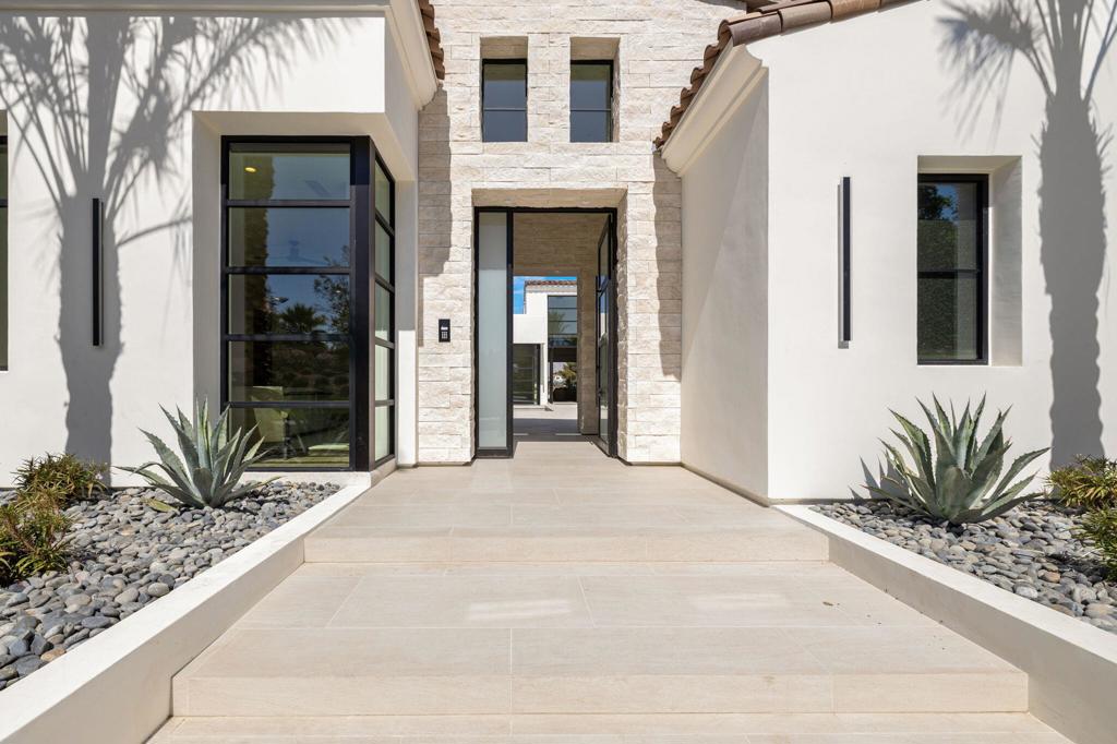 The Hideaway - Residential