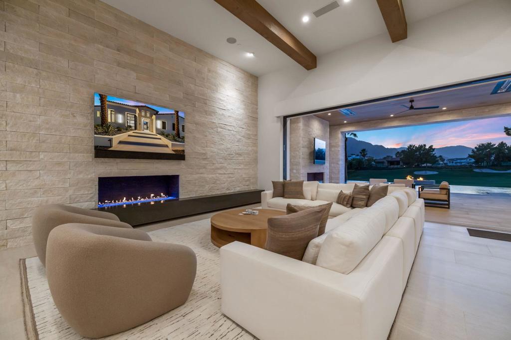 The Hideaway - Residential