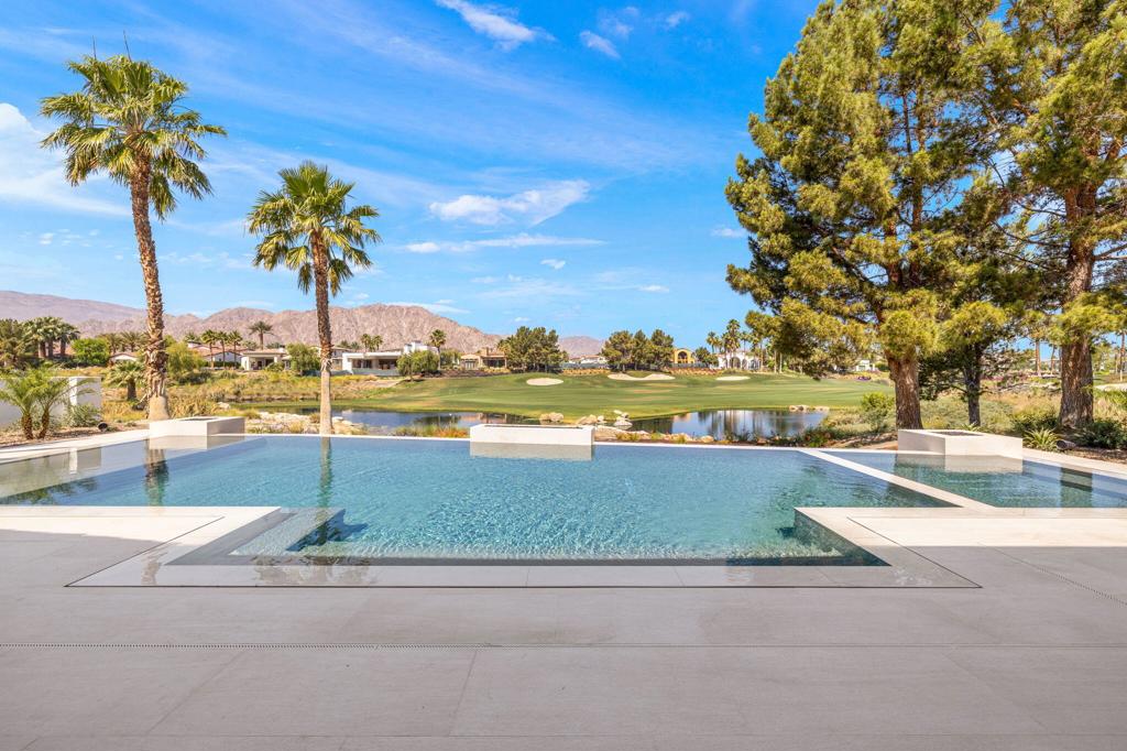 The Hideaway - Residential