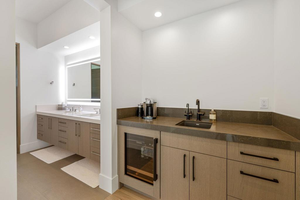 The Hideaway - Residential