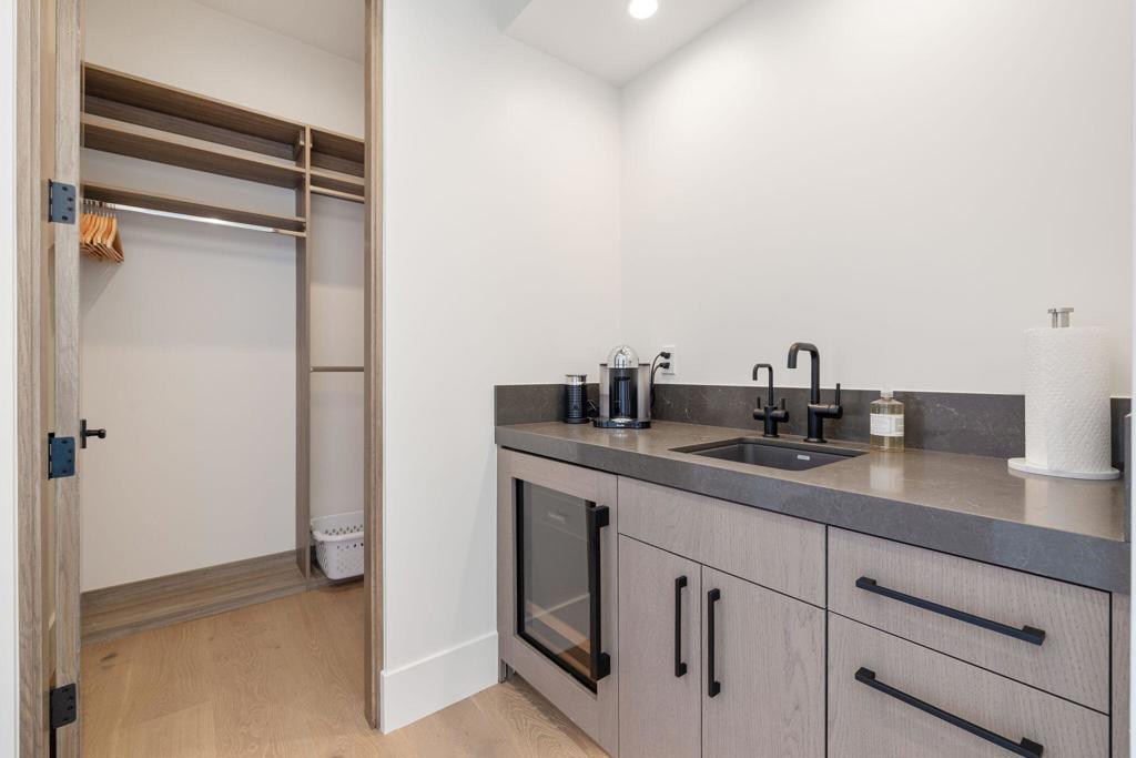 The Hideaway - Residential