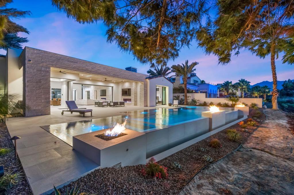 The Hideaway - Residential