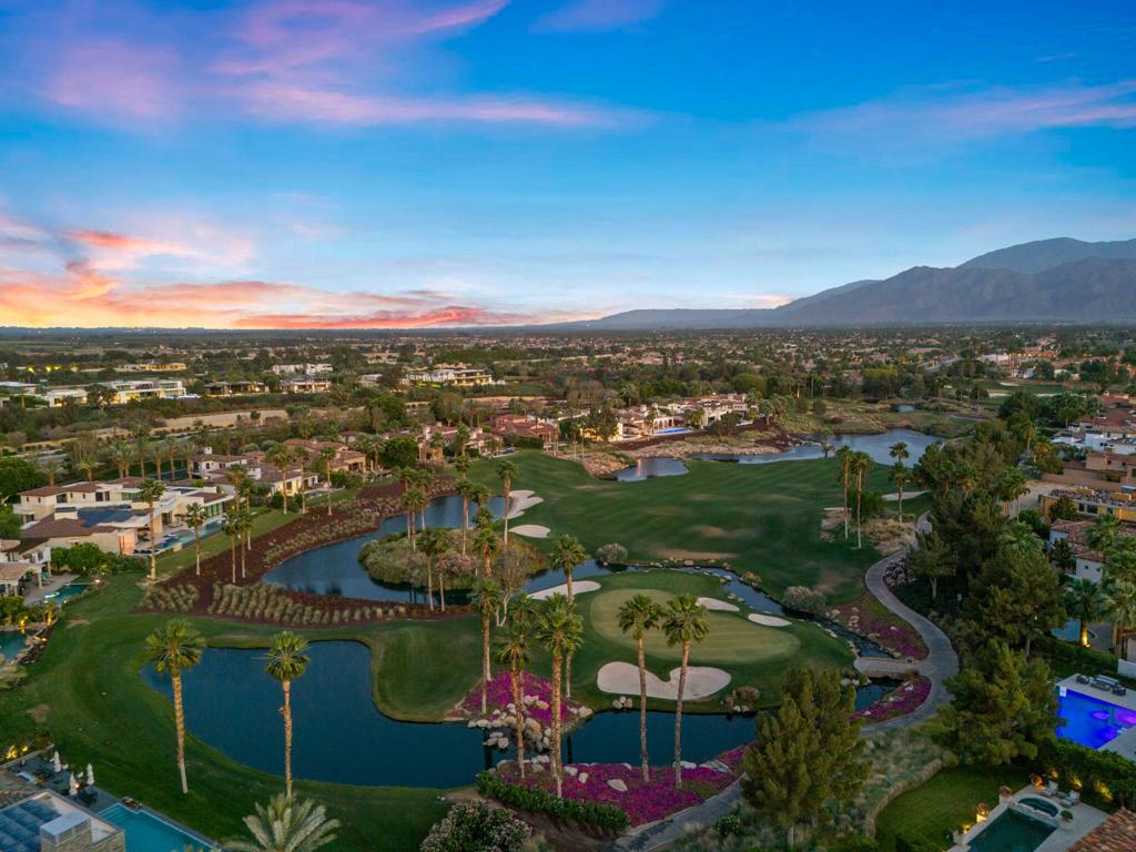 The Hideaway - Residential