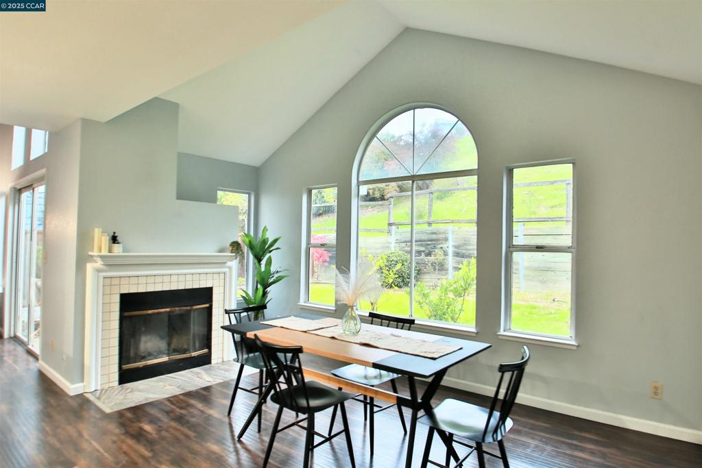 SOMERSET HIGHLAN - Residential