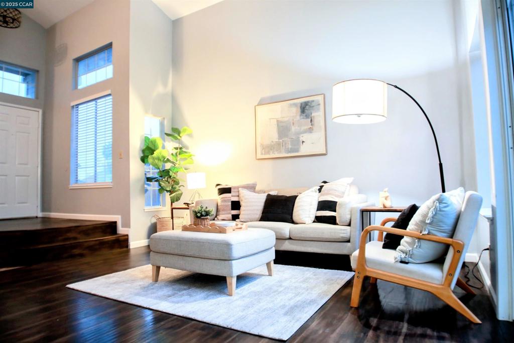 SOMERSET HIGHLAN - Residential