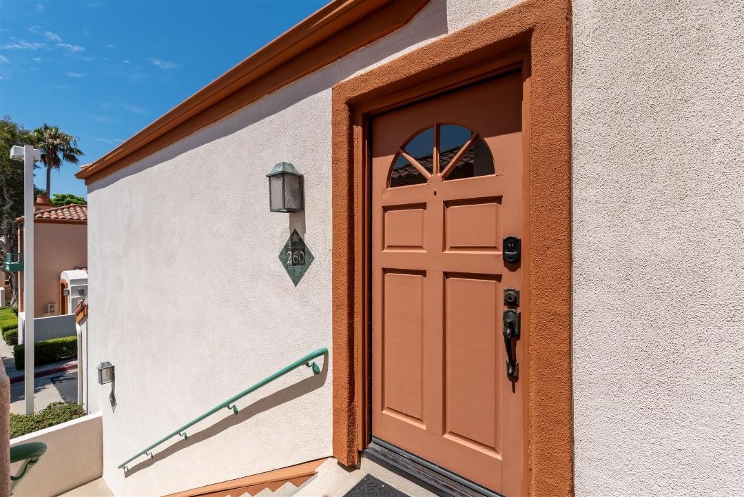 260 Villa Point Drive