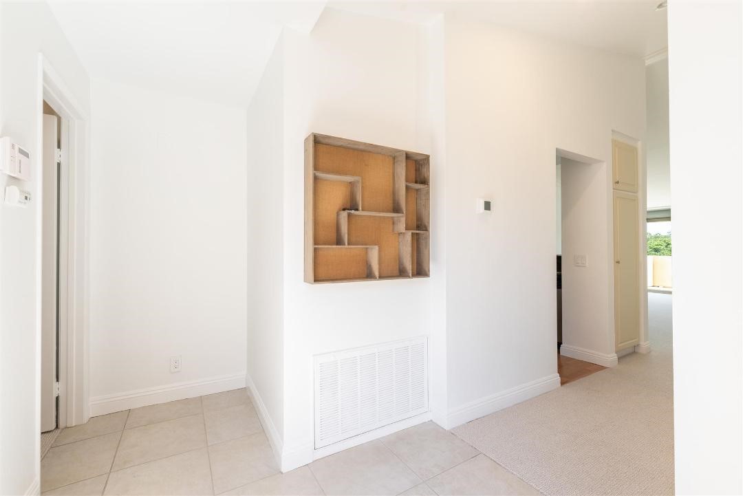 260 Villa Point Drive