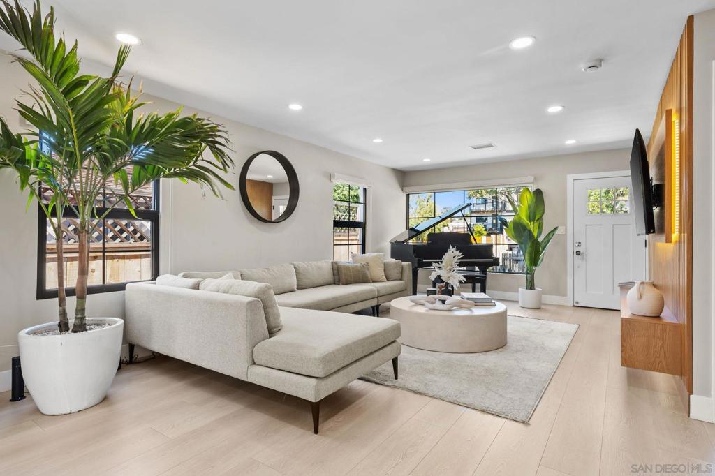 Pacific Beach - Residential