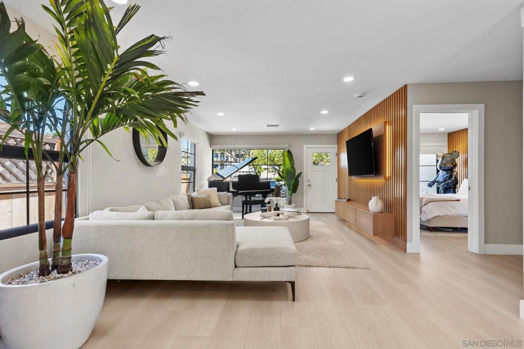 Pacific Beach - Residential