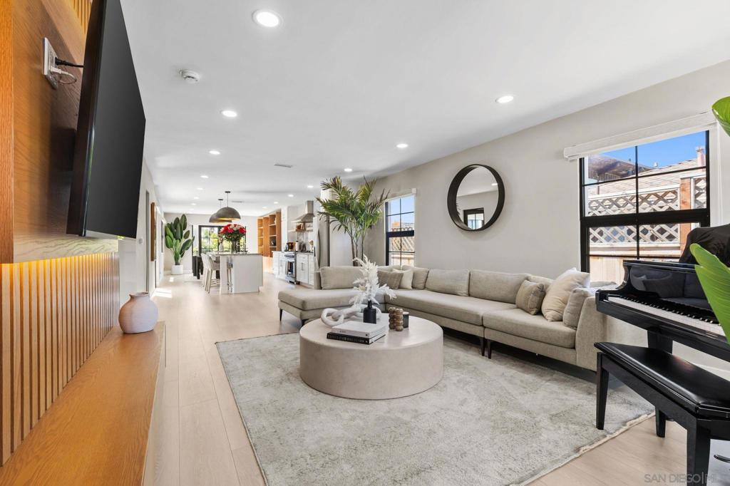 Pacific Beach - Residential