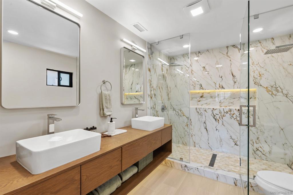 Pacific Beach - Residential