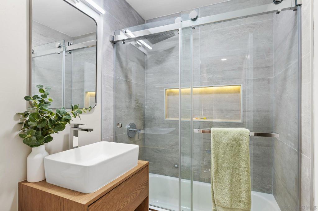 Pacific Beach - Residential