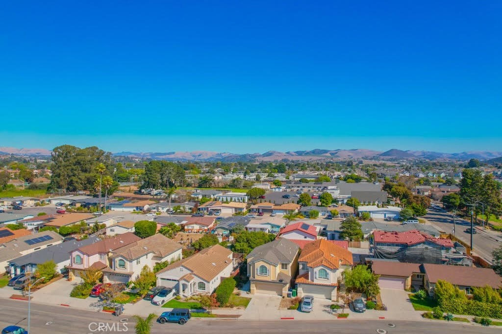 West of 101(1000) - Residential