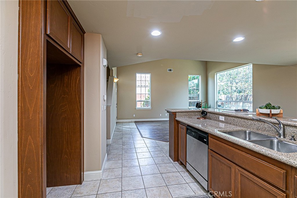 West of 101(1000) - Residential