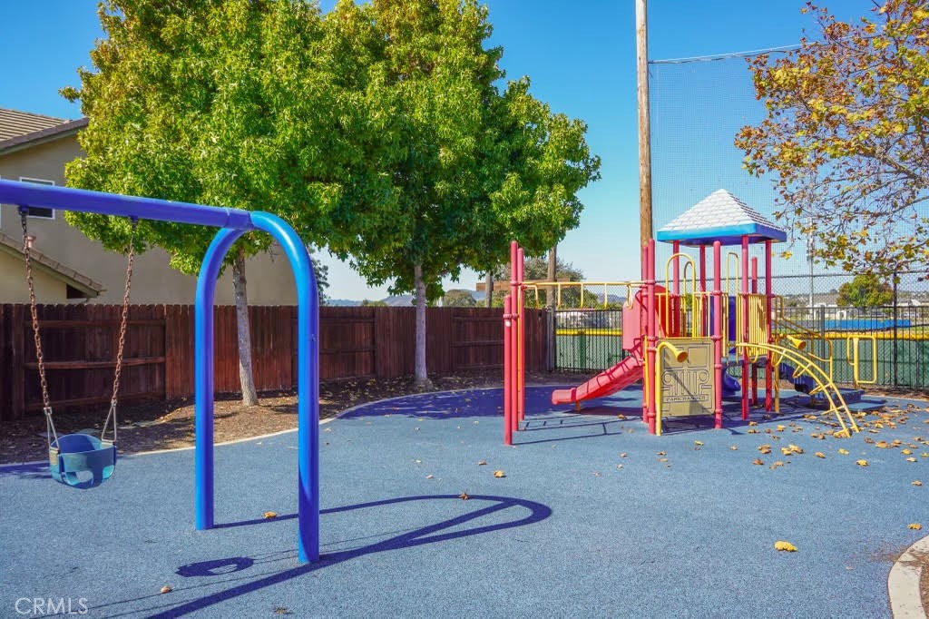 West of 101(1000) - Residential