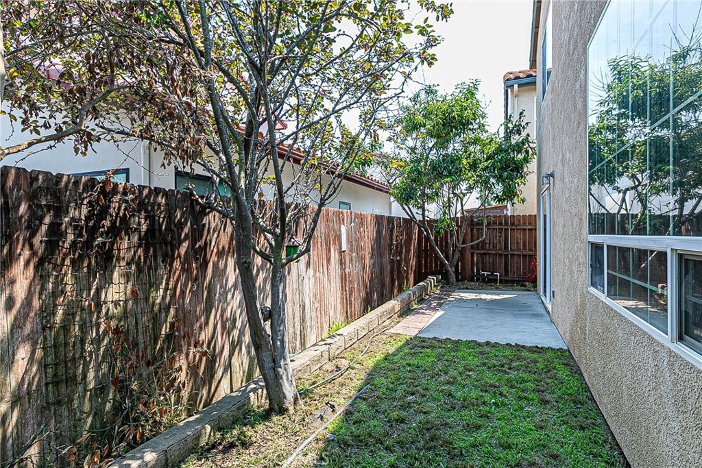 West of 101(1000) - Residential