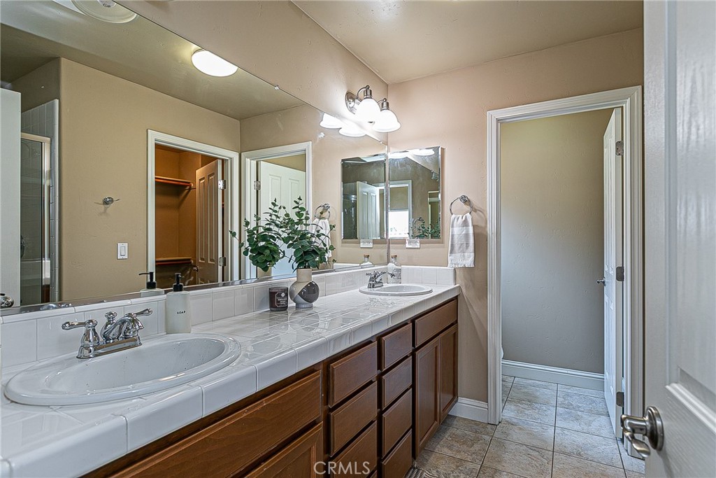 West of 101(1000) - Residential