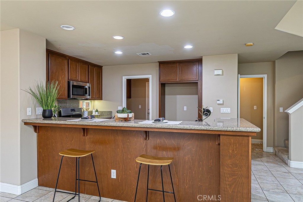 West of 101(1000) - Residential
