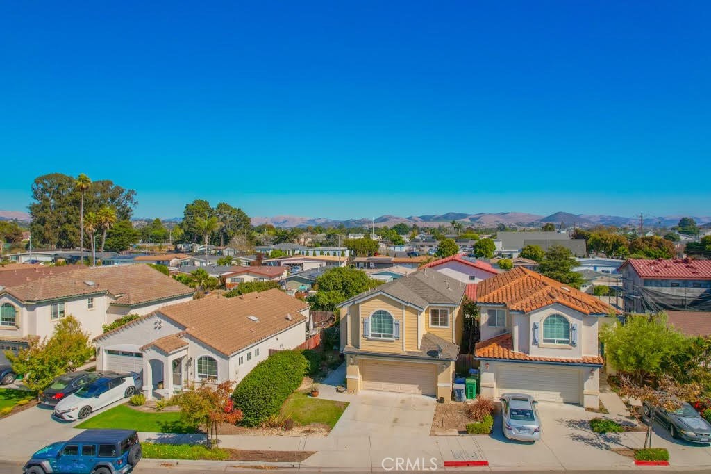 West of 101(1000) - Residential