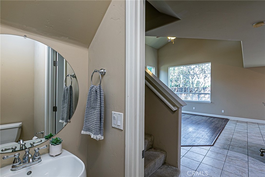 West of 101(1000) - Residential