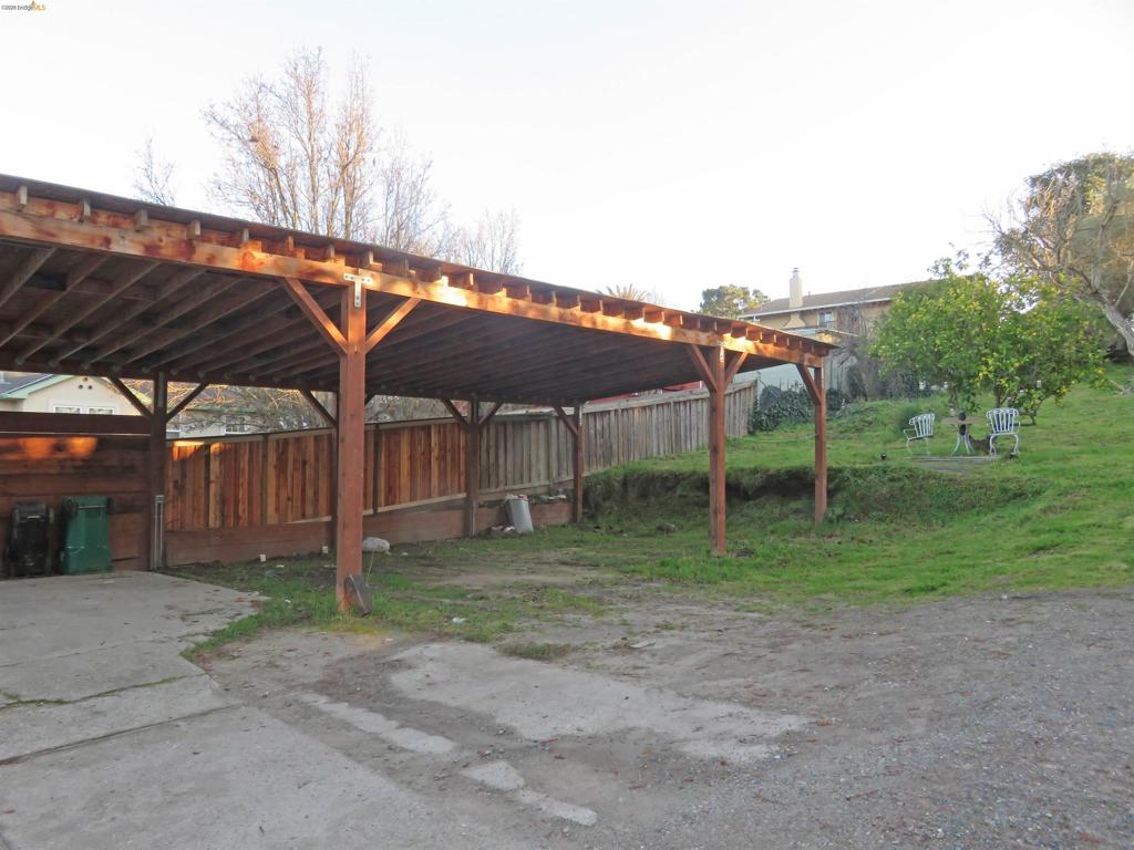 1731 San Pablo Ave
