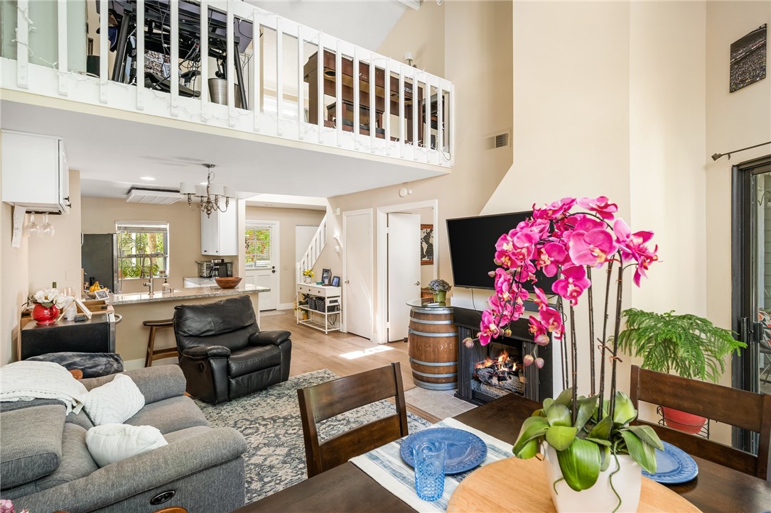 700 E Lake Drive 80
