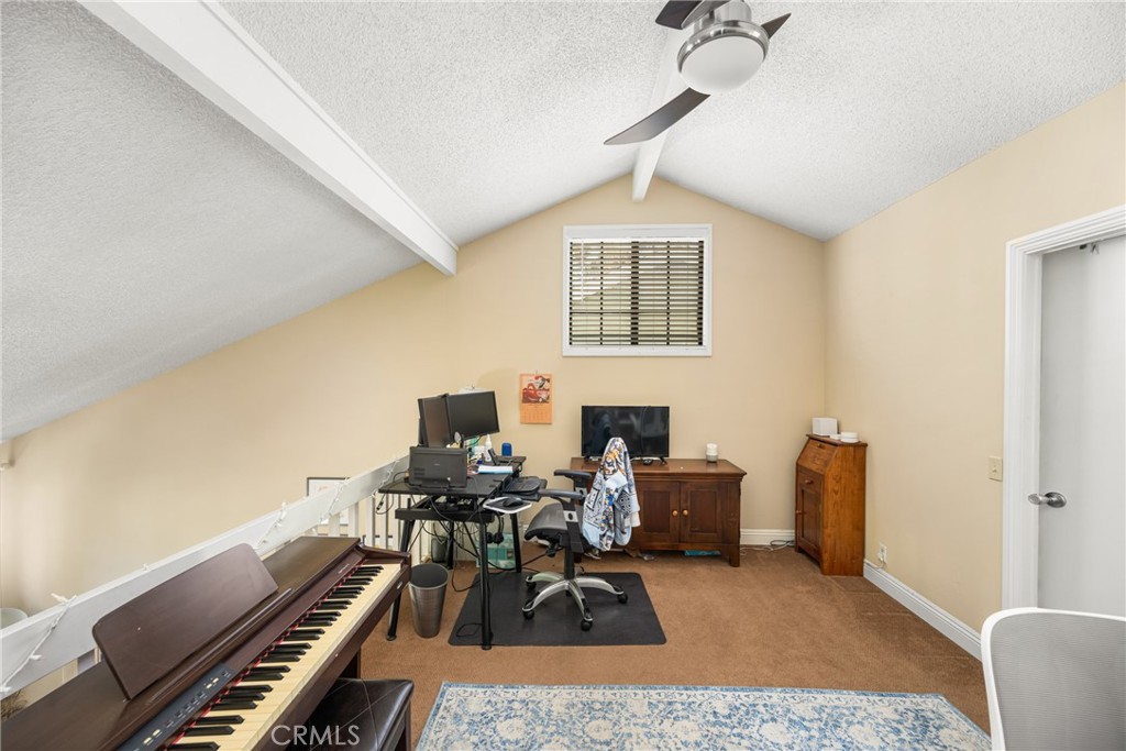 700 E Lake Drive 80