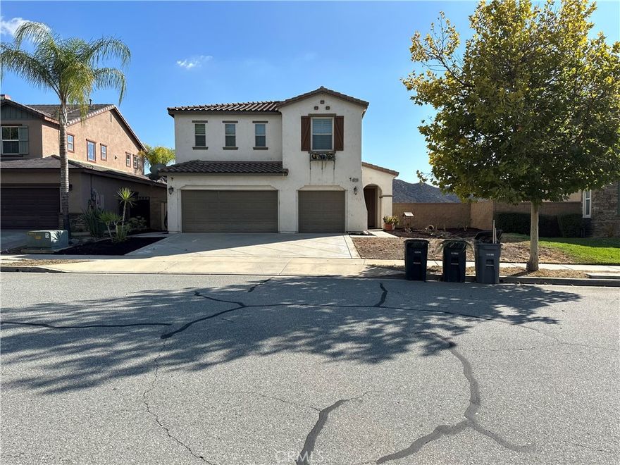 Welcome to Camelina!!  This home is located in the high desirable Canyon Hills Community. The floor plan is very functional and flexible, with high ceilings and a large open kitchen/family room.  The Master is spacious and has separate his/hers walk-in closets. The downstairs large room next to the front entry can be used as a den, home office, or formal living room. The solar will save big on your monthly electric costs. Front and backyard are covered with beautiful artificial turf to save your water bill. This home is close to shopping, schools, parks & freeway making it an ideal family home for you to enjoy. The community amenity includes three swimming pools, a sports park, and walking trails & much more! Must See!