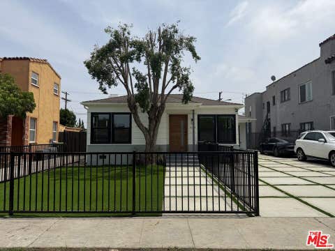 Photo of 1614 Hauser Boulevard, Los Angeles, CA 90019 (MLS # 26821687)