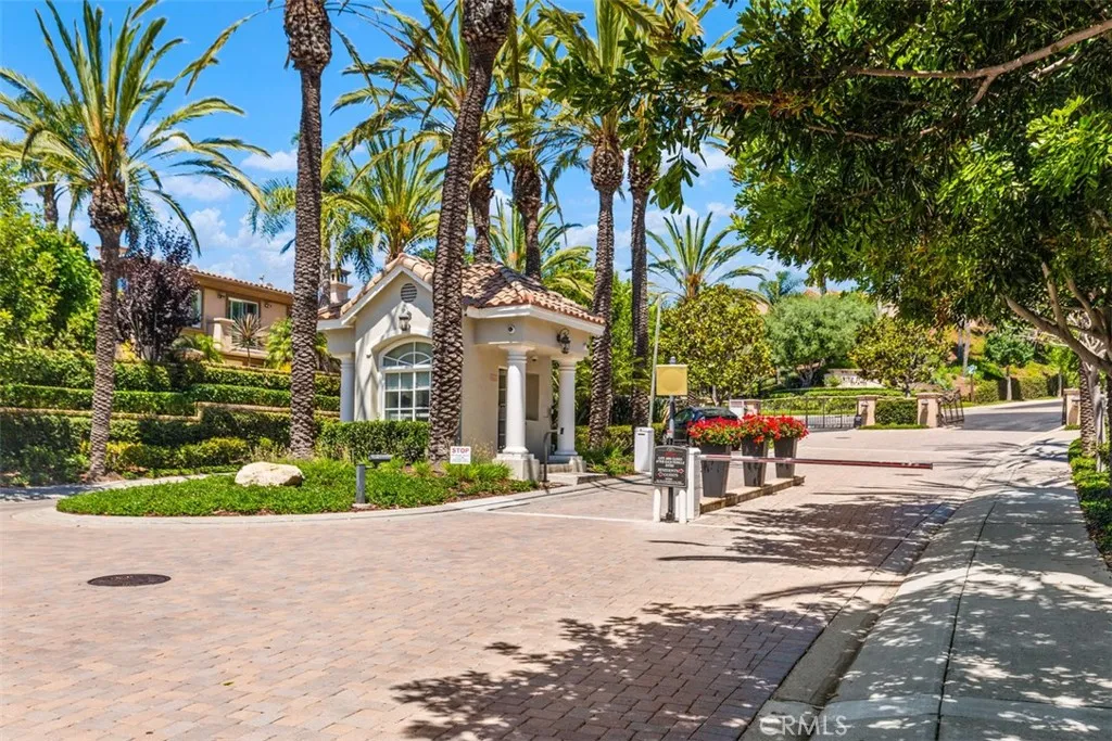 Dana Point, California 92629, United States, 3 Bedrooms Bedrooms, ,4 BathroomsBathrooms,Residential,Active,237090