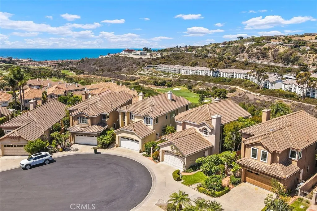 Dana Point, California 92629, United States, 3 Bedrooms Bedrooms, ,4 BathroomsBathrooms,Residential,Active,237090