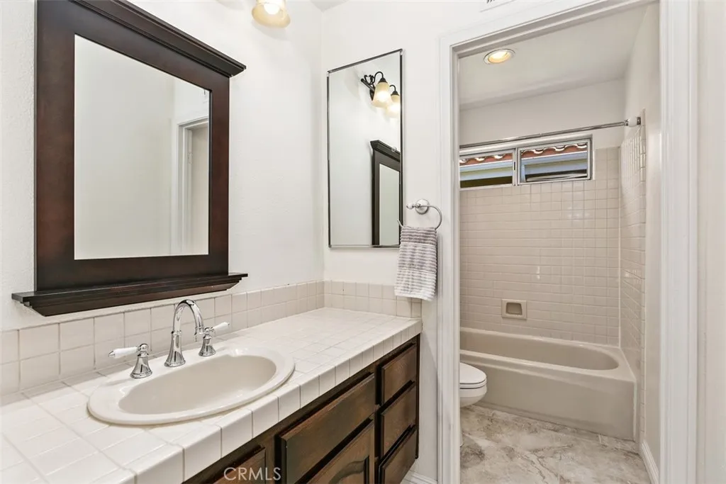 Dana Point, California 92629, United States, 3 Bedrooms Bedrooms, ,4 BathroomsBathrooms,Residential,Active,237090