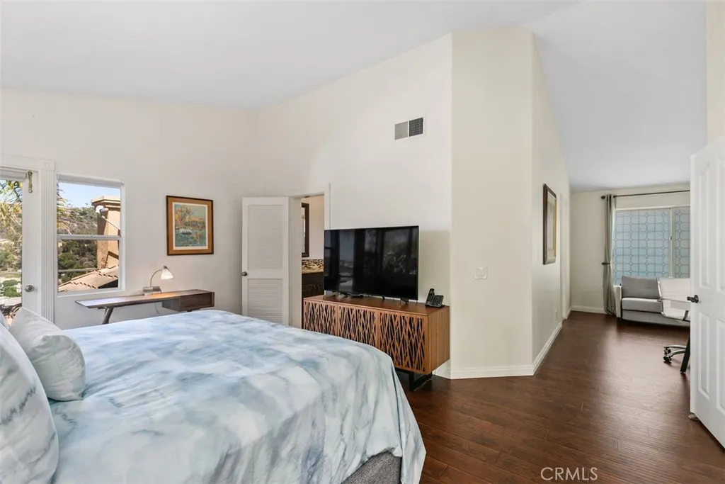 Dana Point, California 92629, United States, 3 Bedrooms Bedrooms, ,4 BathroomsBathrooms,Residential,Active,237090