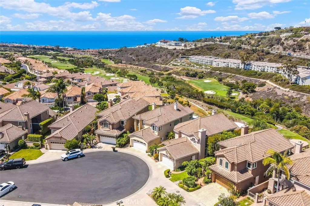 Dana Point, California 92629, United States, 3 Bedrooms Bedrooms, ,4 BathroomsBathrooms,Residential,Active,237090