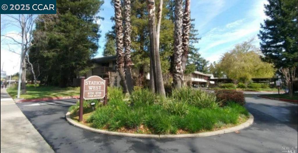One of the nicest 1-bedroom condos in Walnut Creek. Conveniently located. Walking Distance to BART, Shopping and Restaurants. Easy Access to 680 and 24. Completely and Tastefully Remodeled Throughout. Light and Bright with Vaulted Ceilings, Custom Kitchen with beautiful Granite Counter Tops, Stainless Steel Appliances. Remodeled bath with Quartz and Tile. Newer Doors, Fireplace. Balcony overlooks Pool. Must See, Absolutely Gorgeous. Monthly rent includes water & trash removal. Available August 16th. Apply with RentSpree https://apply.link/grLrWhg