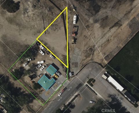 Photo of 15788 1st St, Victorville, CA 92395 (MLS # DW25274404)