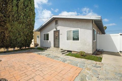 2931 Dahlia St San Diego CA 92105