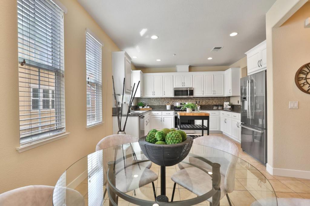 4010 Fitzpatrick Way