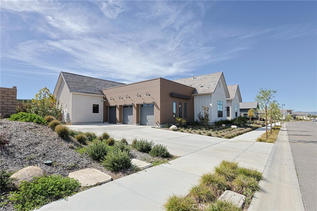 32213 DAYBROOK Terrace