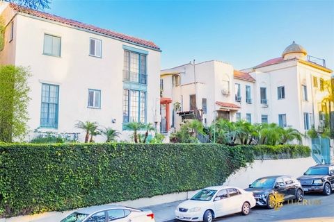 Photo of 534 S Coronado St, Los Angeles, CA 90057 (MLS # SR26000511)