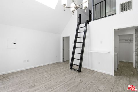 Photo of 8424 W 4th Street, Los Angeles, CA 90048 (MLS # 26666639)