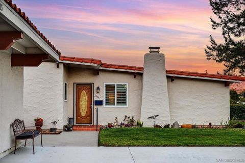 Photo of 16667 Diaz Dr Dr, San Diego, CA 92128 (MLS # 260004693SD)